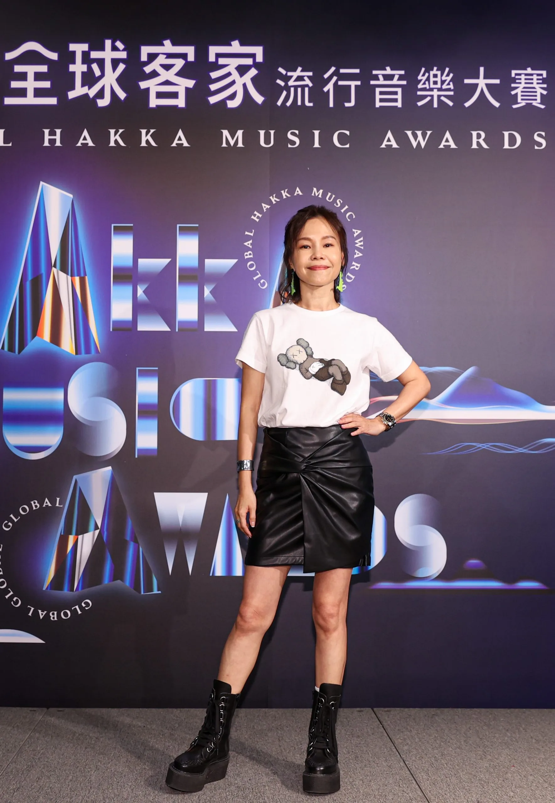 金曲歌后彭佳慧邀請全球音樂人，一起報名參加第一屆全球客家流行音樂大賽。圖／客委會提供