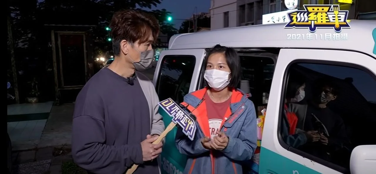苗栗市的乳酪坊，老闆娘從騎機車賣奶酪開始到現在已經換了一台餐車。羅時豐【DL.不務正YA】提供