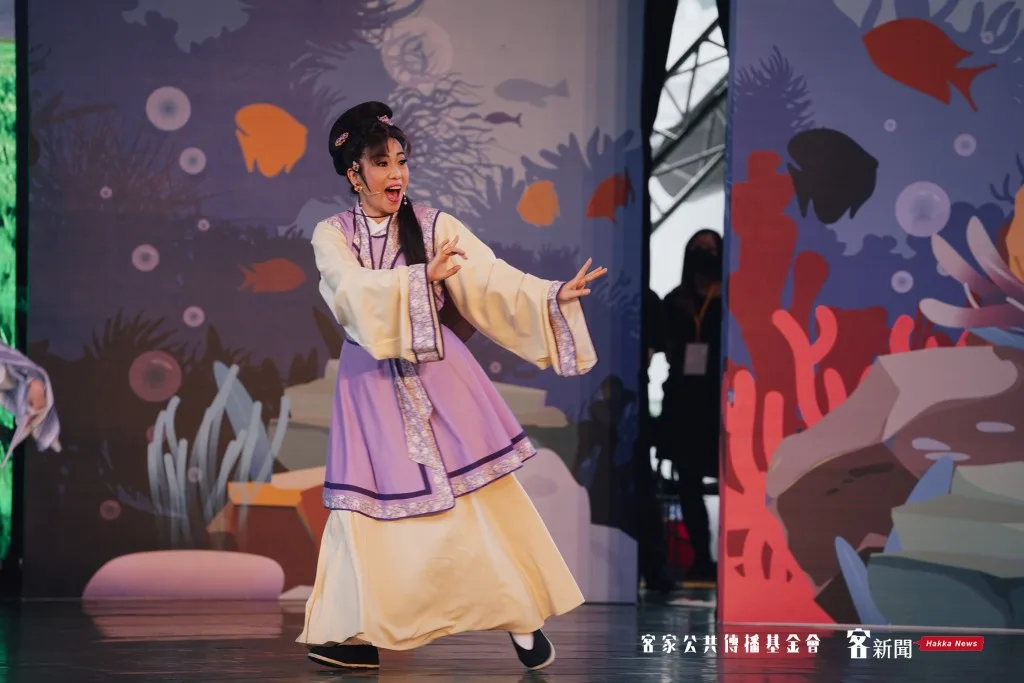 蘭陽戲劇團帶來《土地的叮嚀》呈現在地文化的關懷。宋佩遙攝。