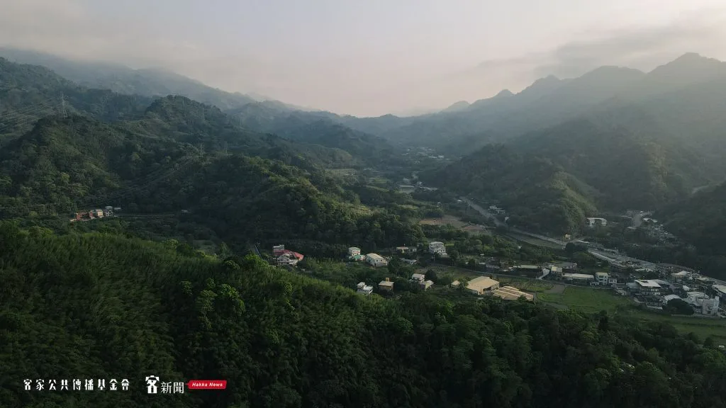 苗栗縣獅潭鄉空拍。宋佩遙攝。