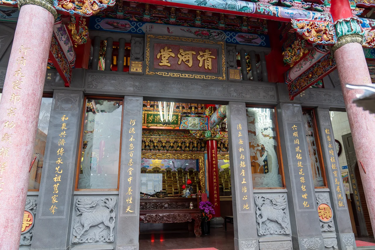 張六和家族可說是第一個開放女性入塔的家族,成為桃竹地區各宗族交流學習的對象。圖為張六和家族祖堂。范修語攝