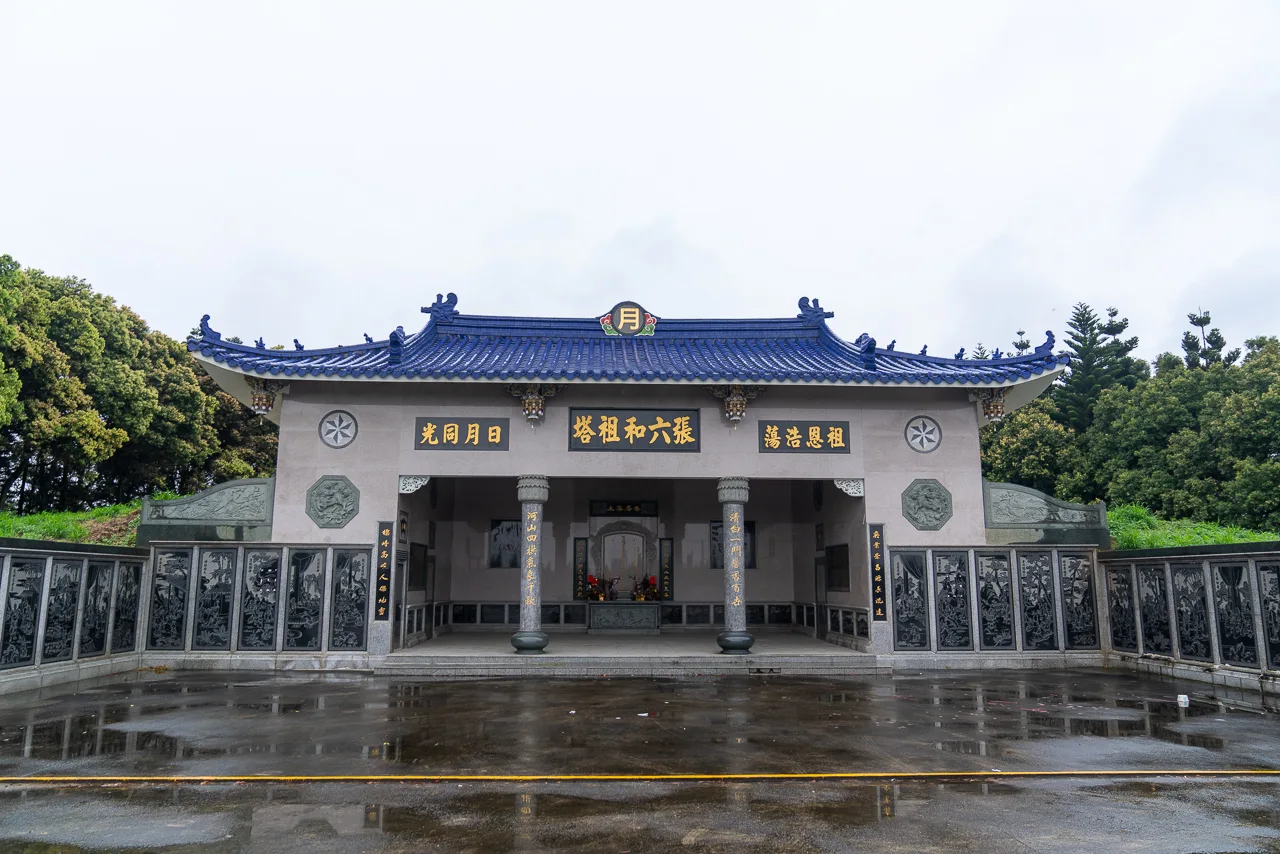 湖口張六和家族祖塔內約有1萬2,300個位置,並開放未婚女性過世後可以入塔。范修語攝