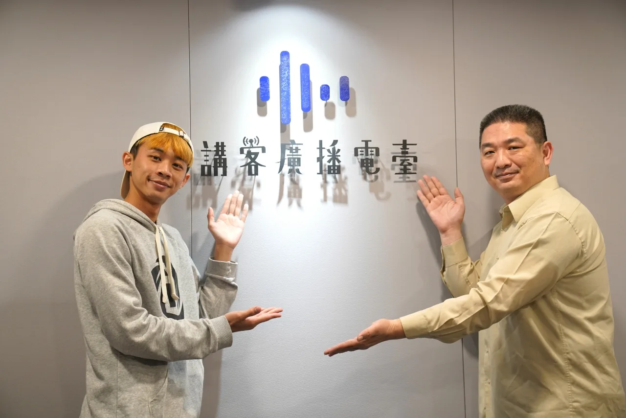金鐘影帝吳政迪錄製《A咖時光》專訪節目。洪俊傑攝