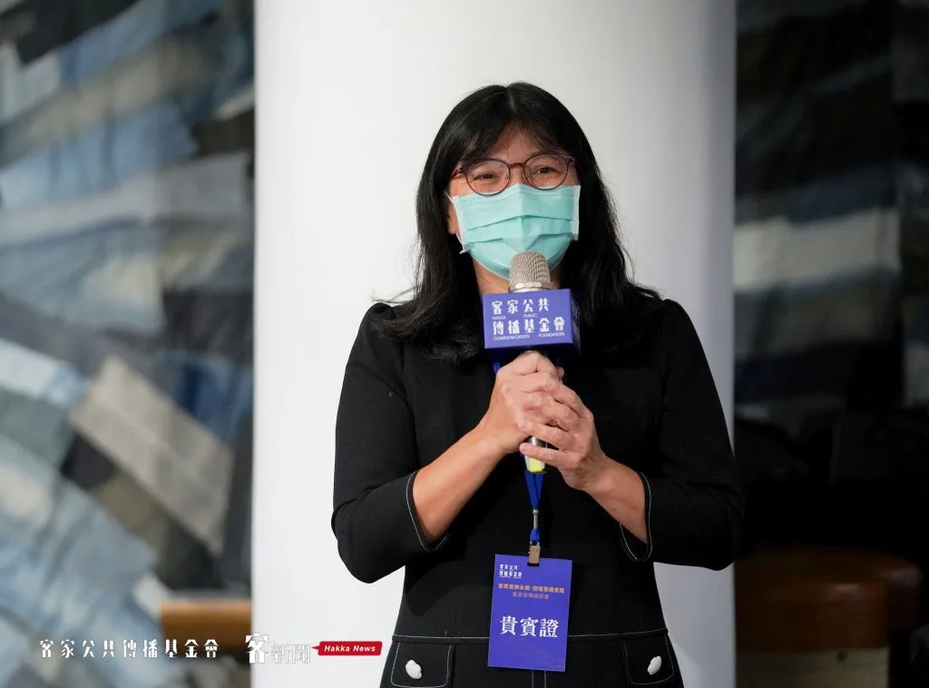 客家委員會藝文傳播處簡任視察，提供目前公部門協助民間客家音樂的相關辦法。宋佩遙攝