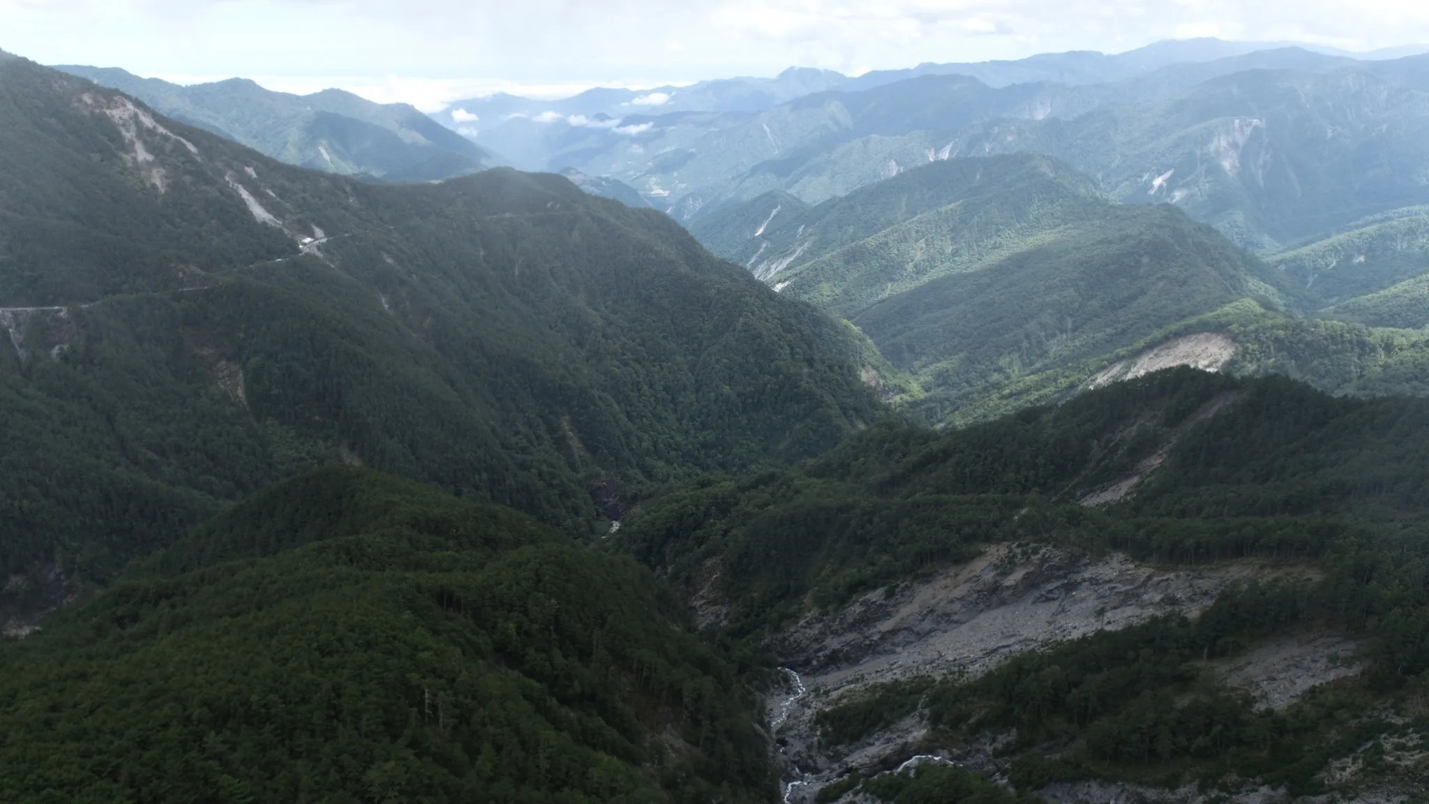 埡牙口空拍。宋佩遙攝