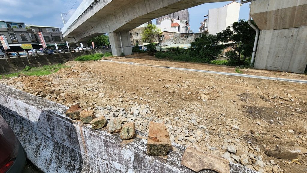 通學步道工程遭控破壞客家古窯址　苗縣府先停工