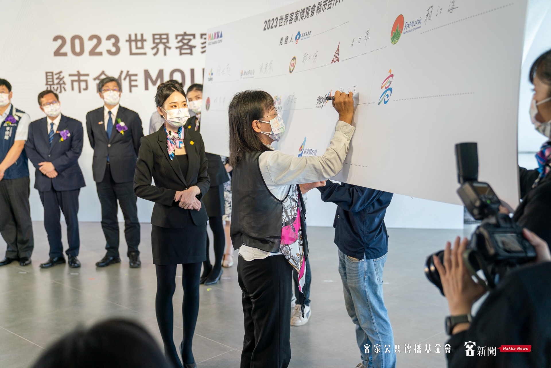 雲林縣副縣長謝淑亞簽署縣市合作MOU。范修語攝