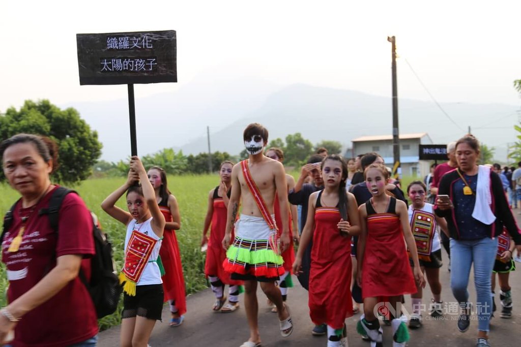 鳳林客庄小小萬聖節　扮鬼路跑驅疫情