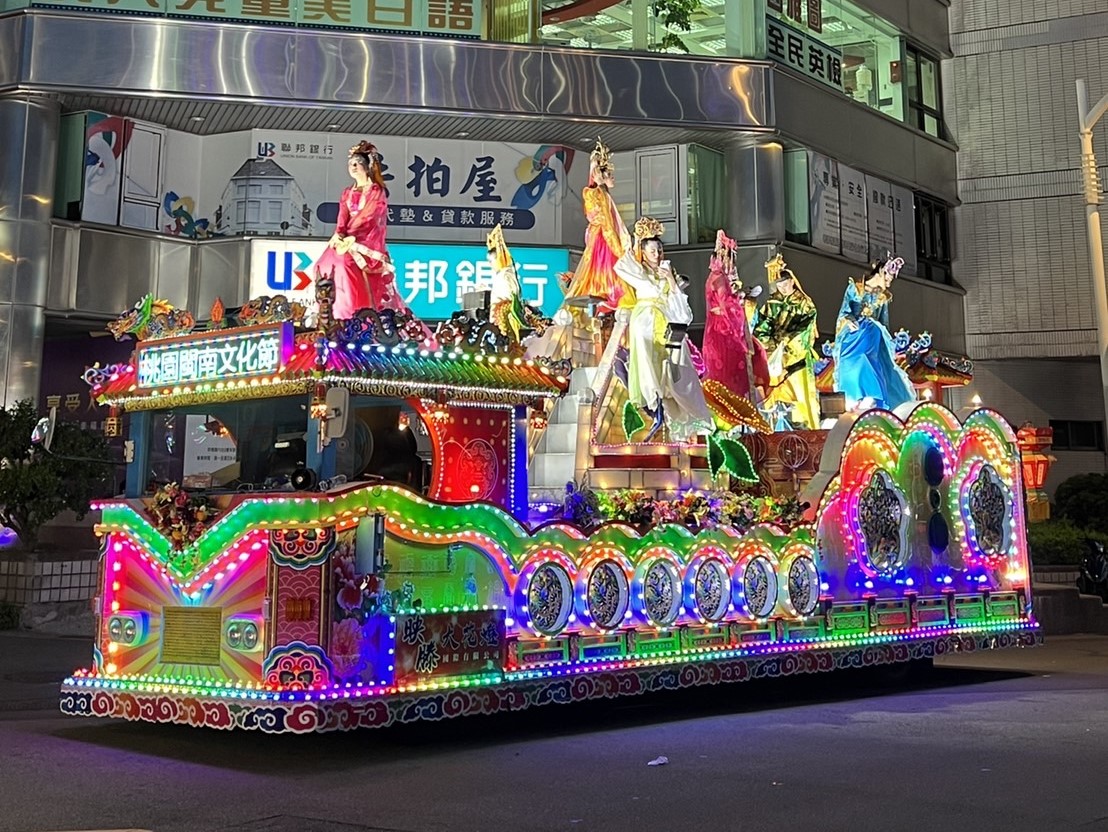 藝閣車。劉肇凱攝
