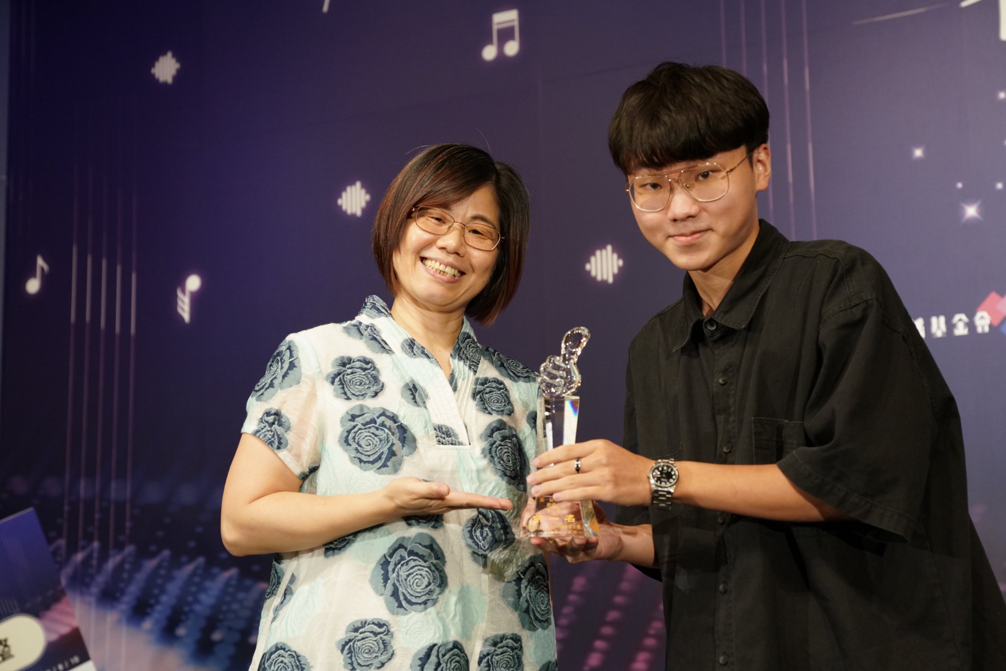 學生組第一名 「女媧補天」