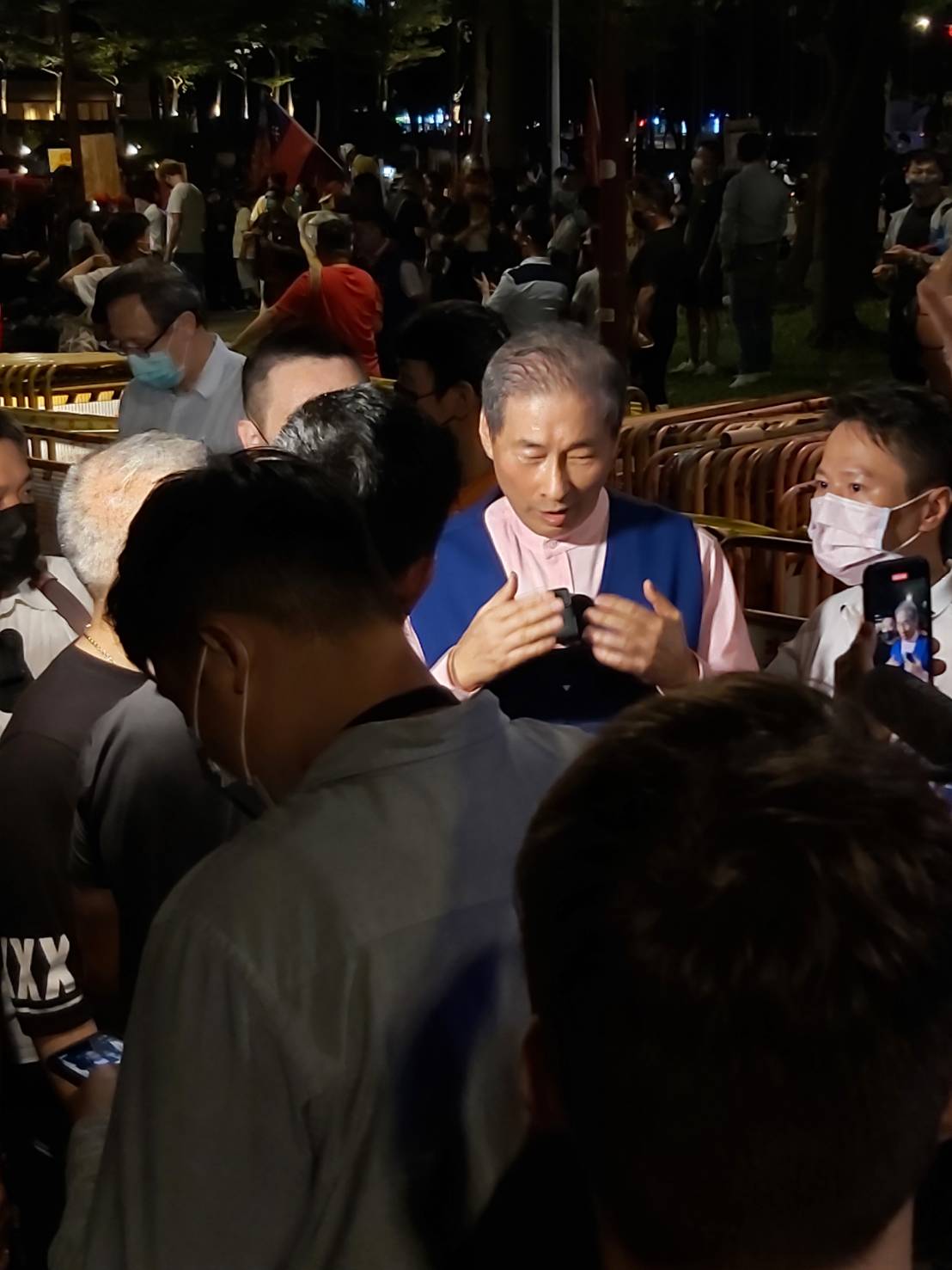 白狼張安樂在現場發表反對裴洛西來台的演講。謝國玄攝