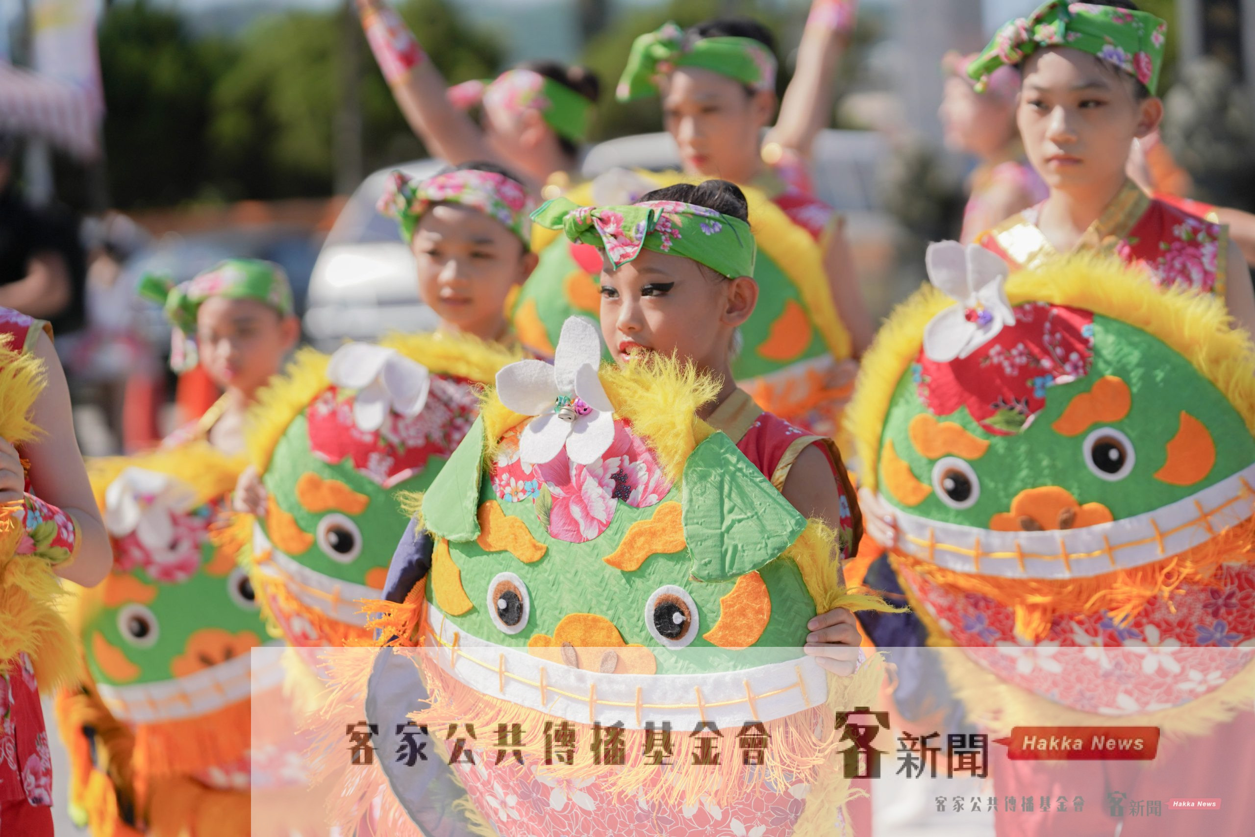 舞獅陣,可愛的造型引人注目。洪俊傑攝