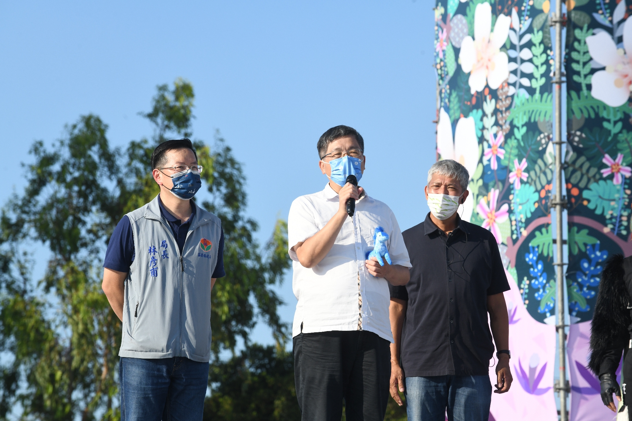 《雨馬》苗栗場一連三天演出，客委會主委楊長鎮到場和大小朋友一起感受《雨馬》的魅力！／客委會提供