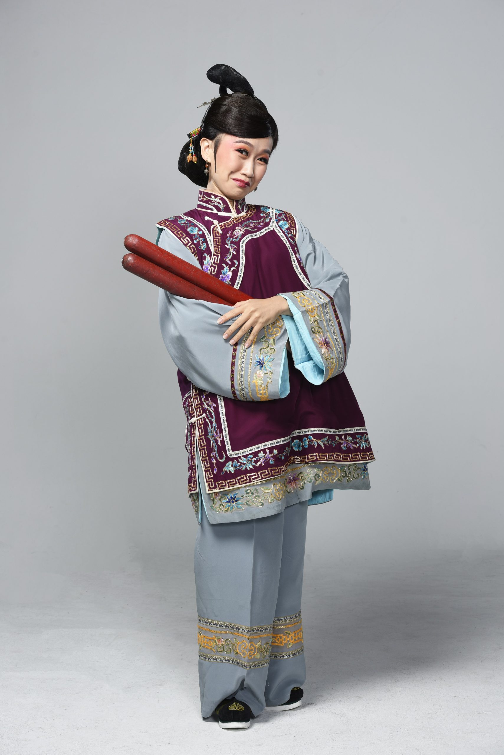秀英母親－陳母，由百變精靈陳怡如飾演。圖／新北市客家局。