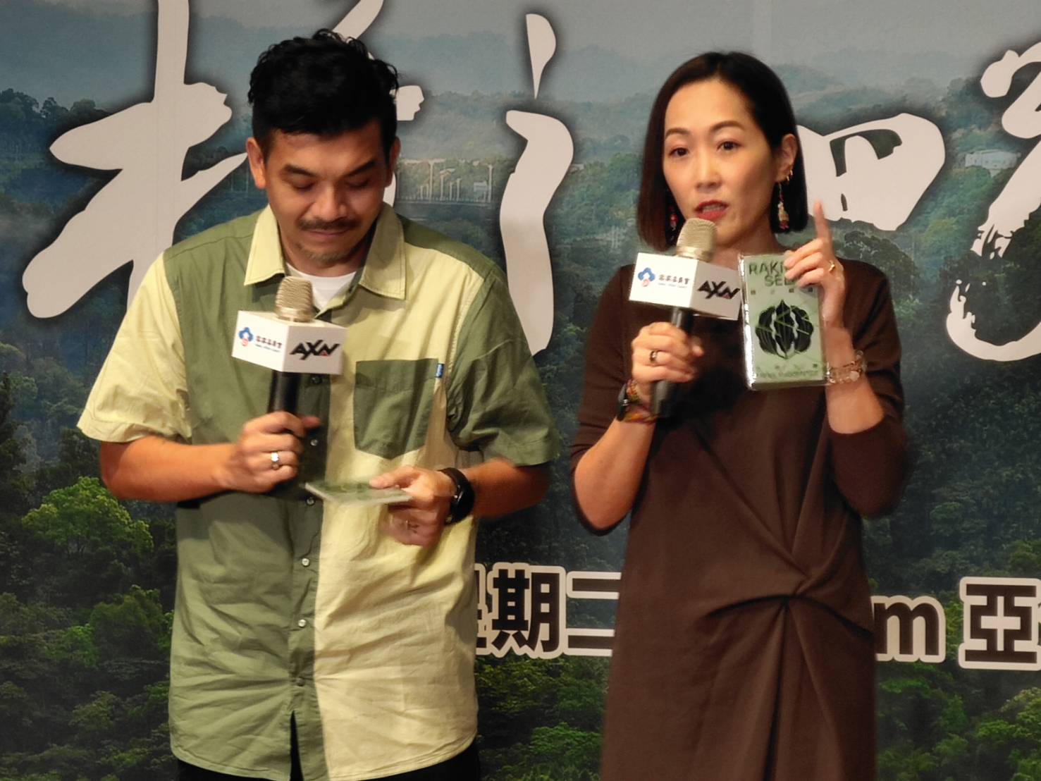 Gigi林如琦透露,兩人十分喜歡到國內外四處旅遊,像是自己很喜歡的新竹橫山大山背「那裏的風景超美的!絕對不輸國外知名景點」。蘇佑昇攝