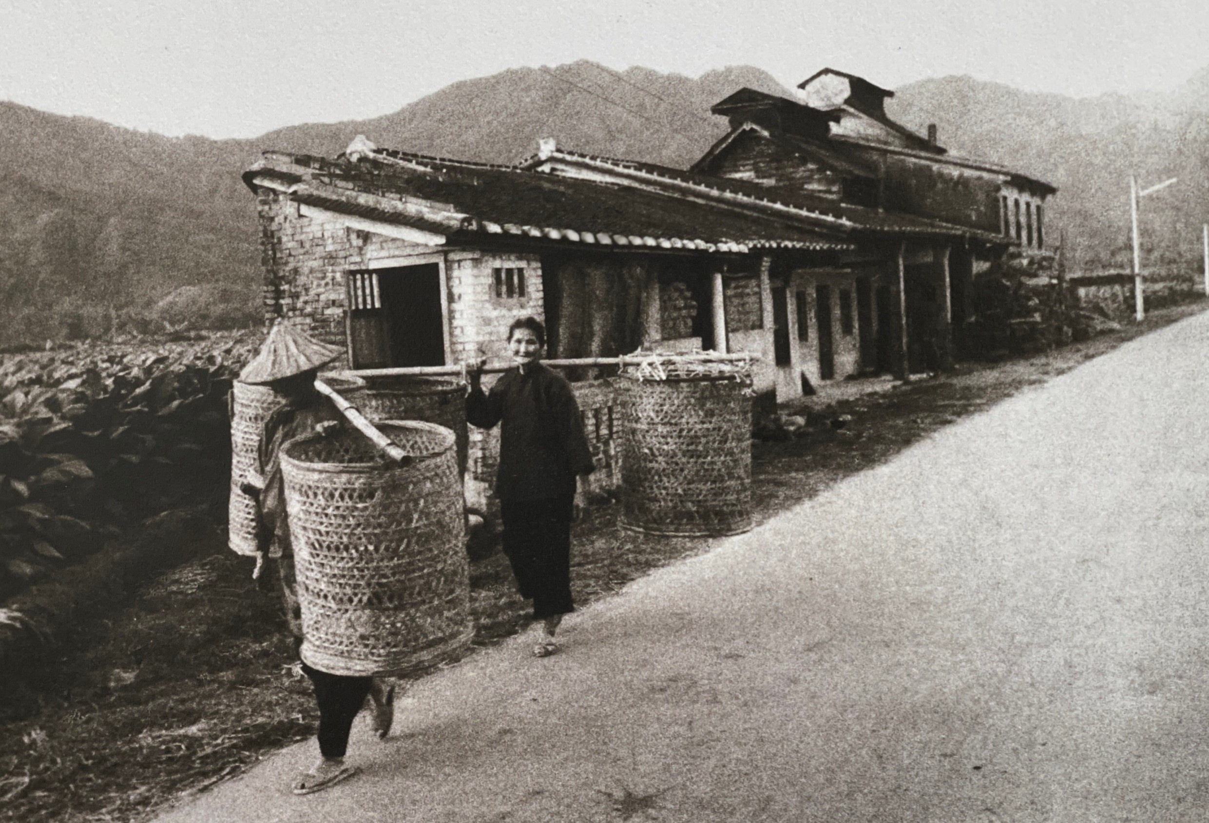 劉安明作品。