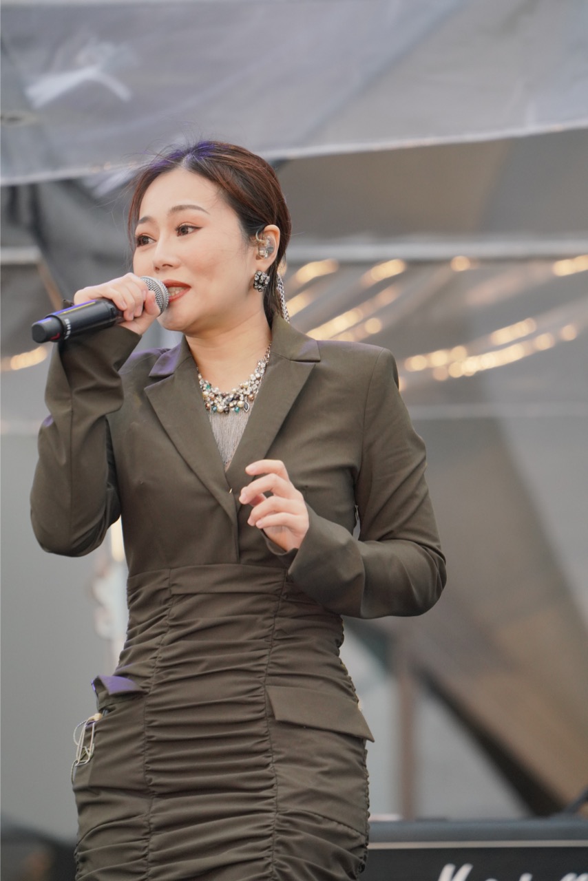 林沛蕎唱腔高亢,嗓音時而輕柔、時而渾厚,相當有震撼力。莊勝鴻攝
