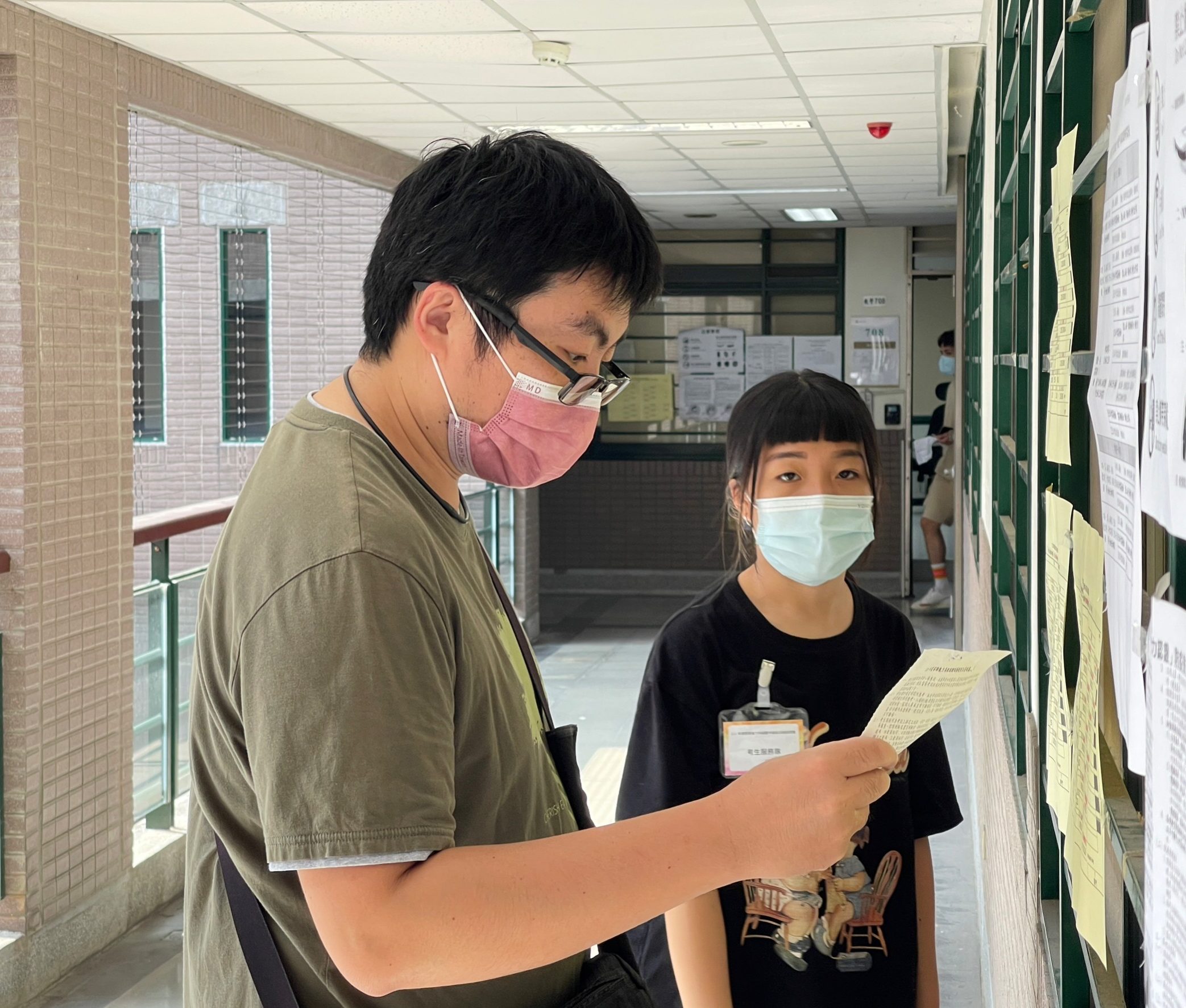 客語薪傳師王湘仁客語相當厲害,也到現場應考。宋佩遙攝