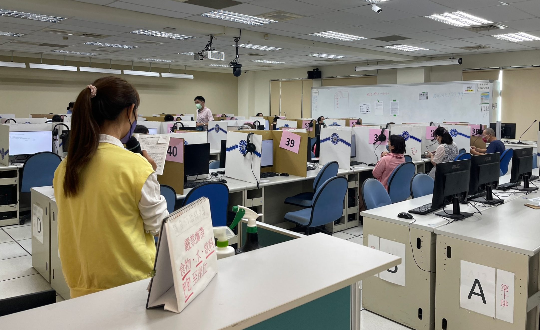 客語高級認證桃園場,考場狀況。宋佩遙攝