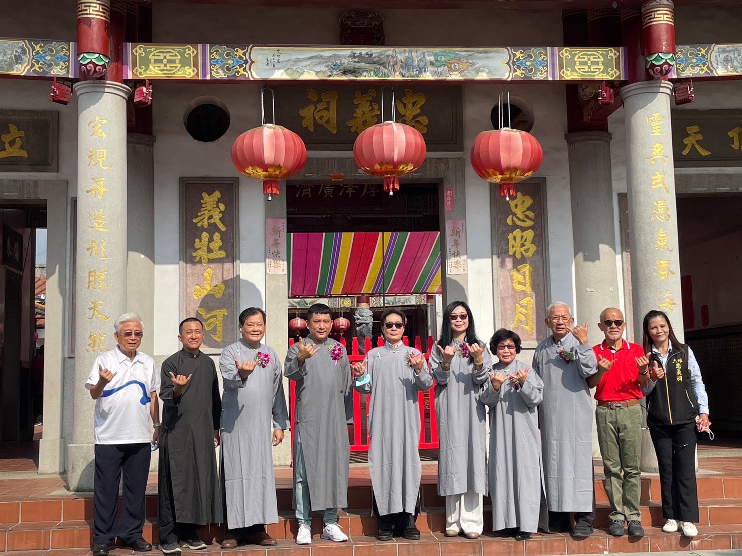 六堆秋祭忠義大典圓滿結束後大合影。客委會提供