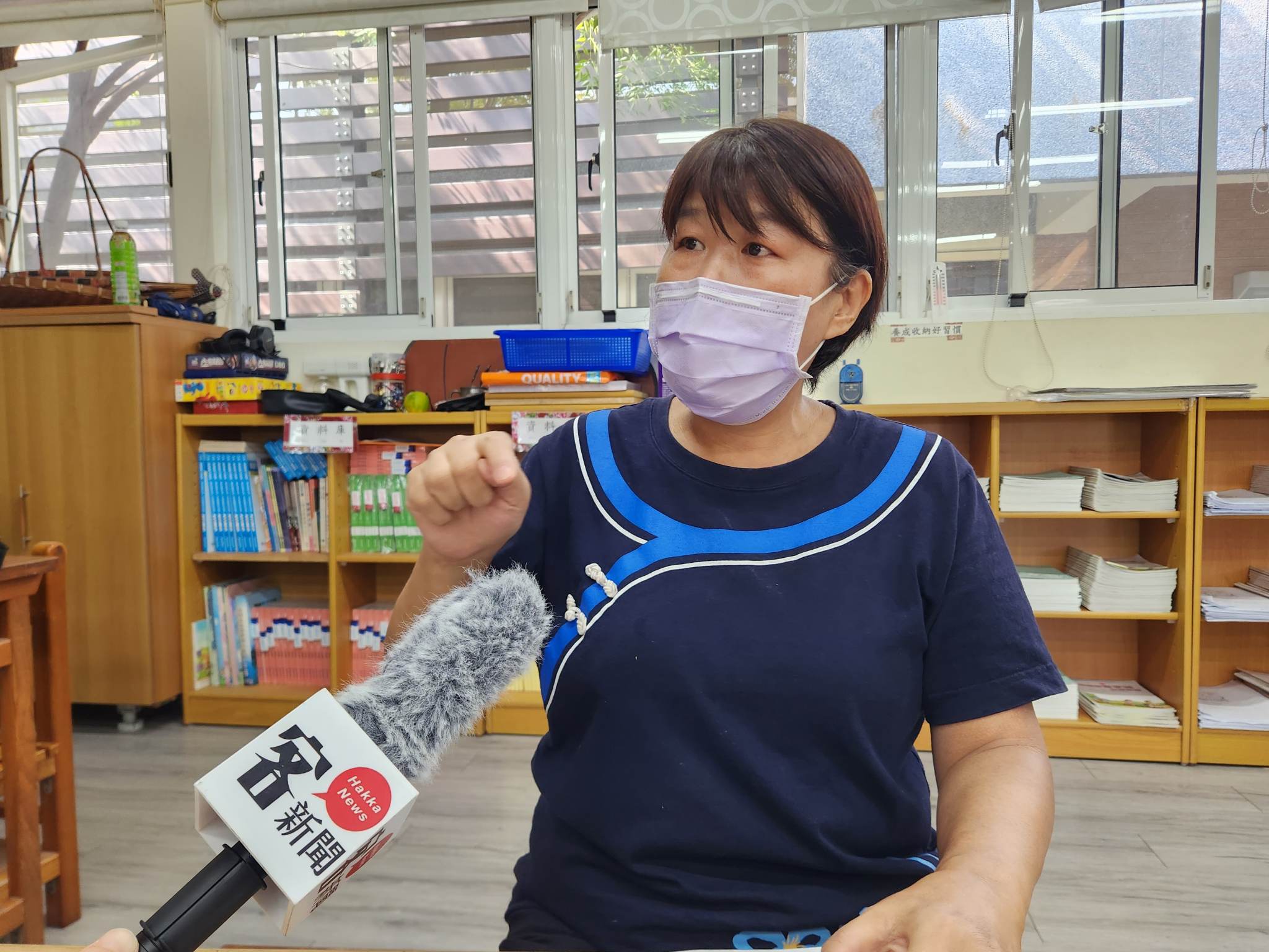 客語教師吳瑟霞不藏私分享教課的方式與自己遇到的客語學習經驗。洪俊傑攝