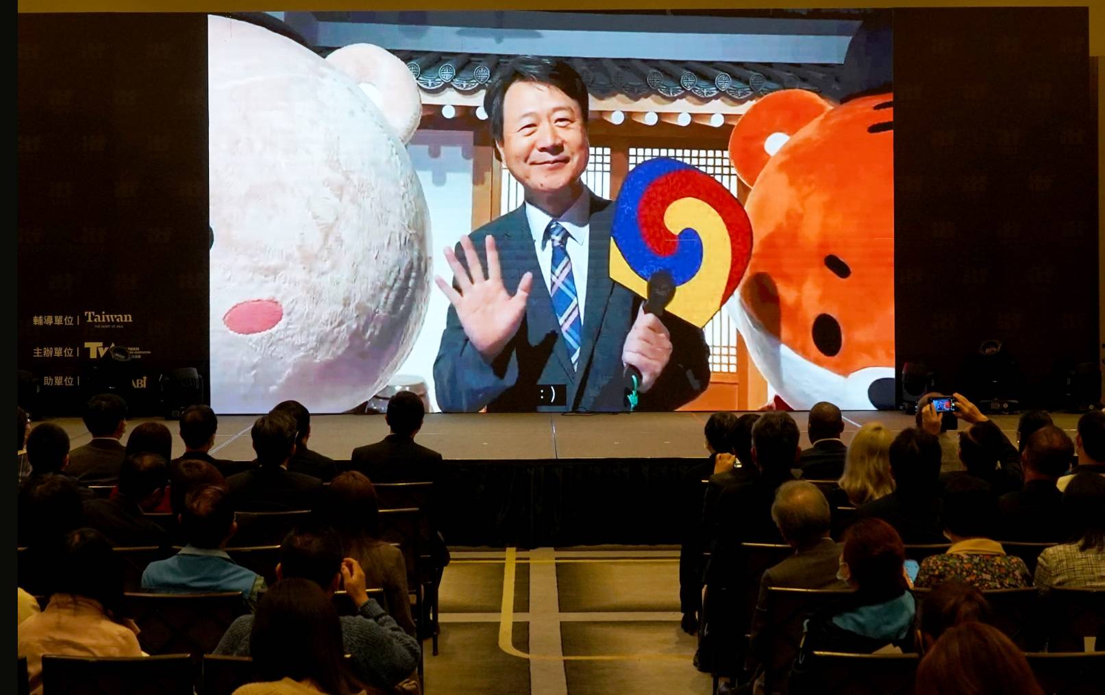 韓國觀光公社以錄影的方式，歡迎台灣朋友們到韓國玩。