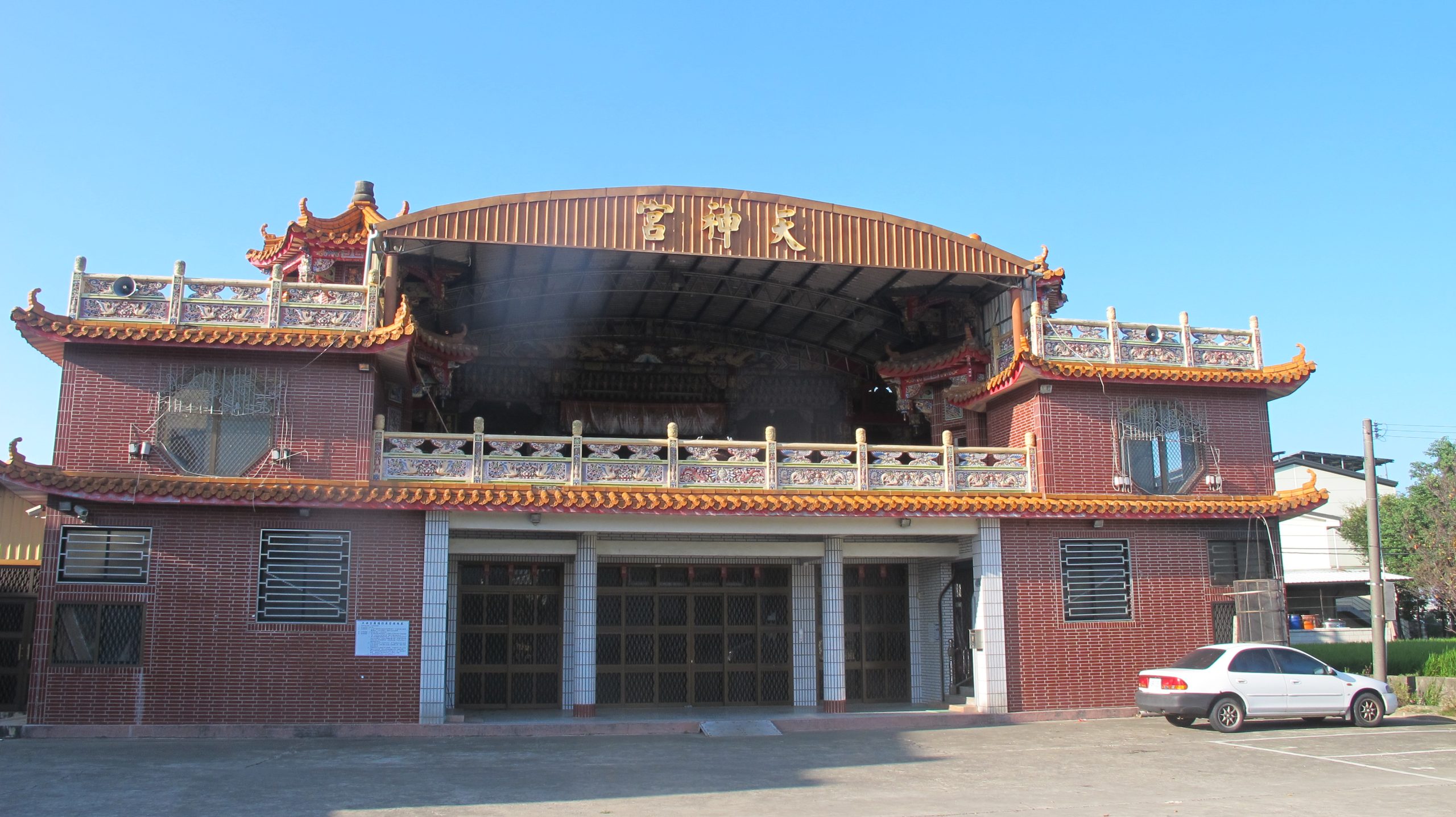 銅鑼七十份庄的天神宮曾遭山洪沖走，目前天神宮是1993年重建。何來美攝