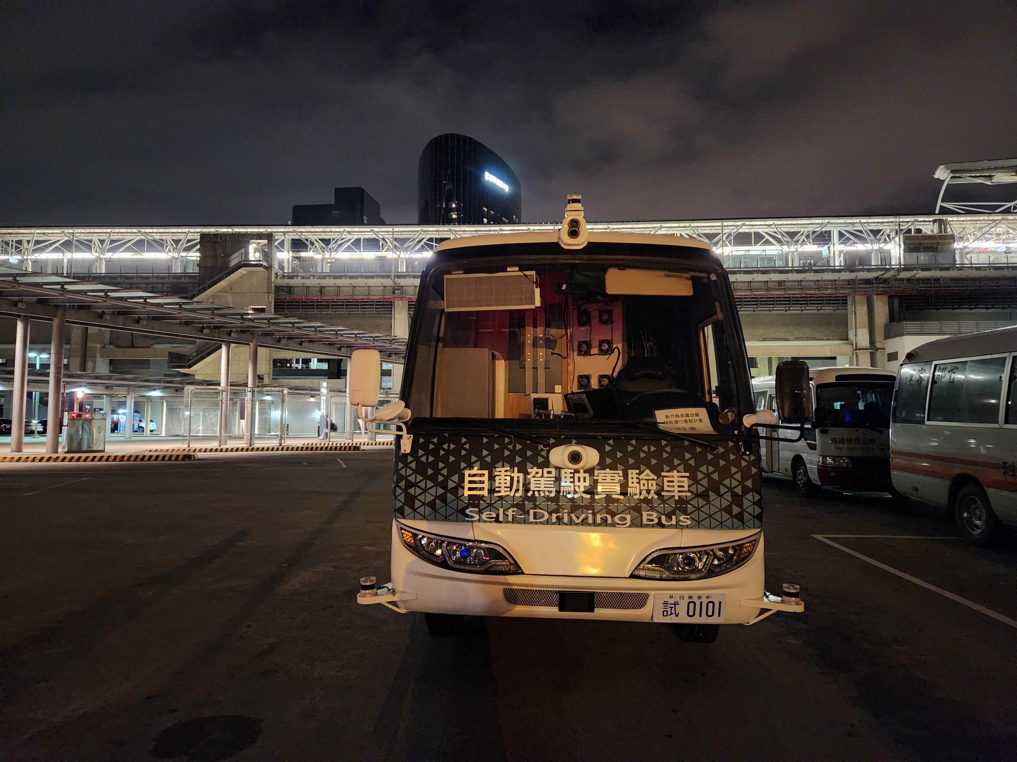 自動駕駛實驗車「試 0101」車。洪俊傑攝