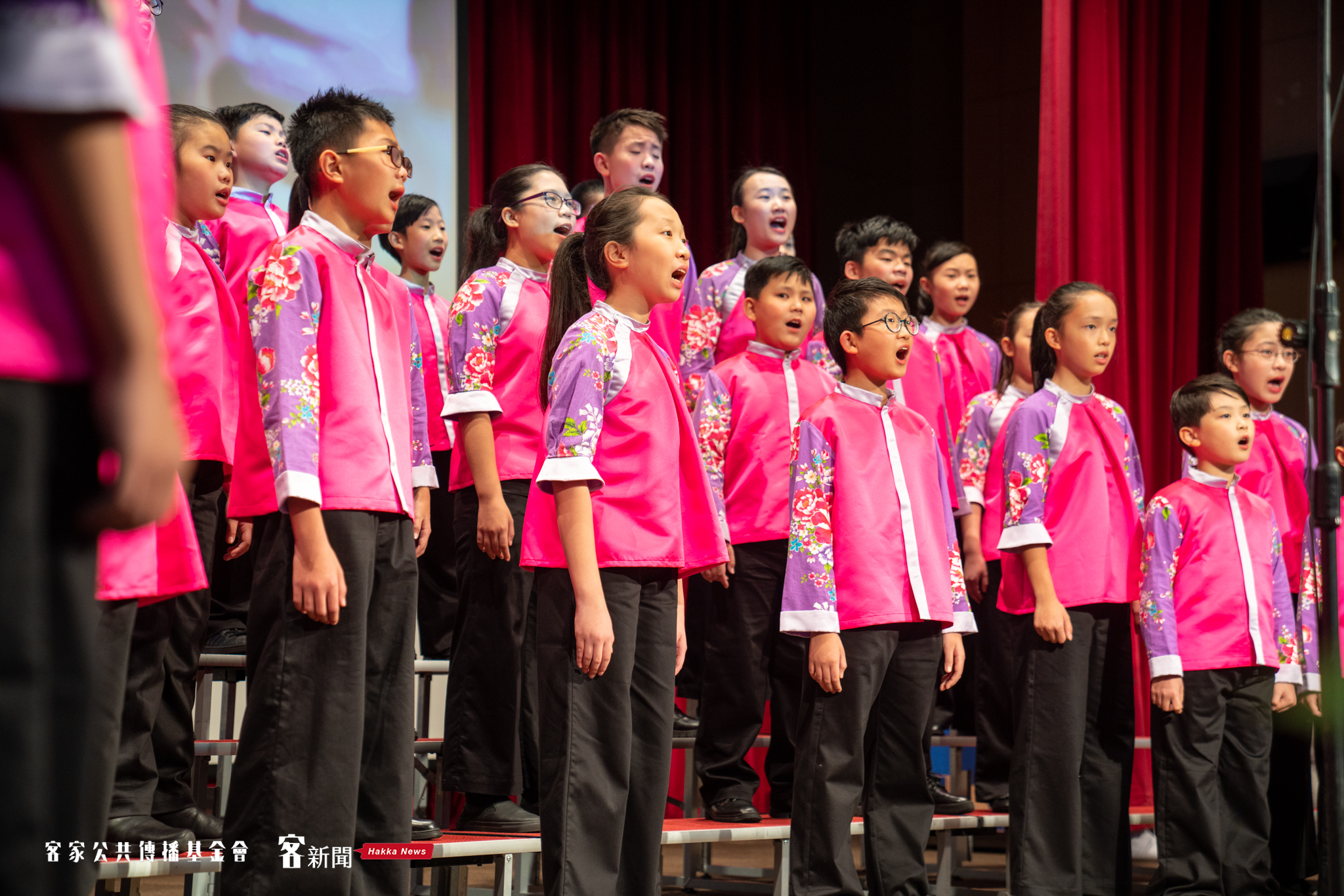 國立客家兒童合唱團演出《Yes We Can》、《行過》兩首歌曲，感動現場觀眾。宋佩遙攝