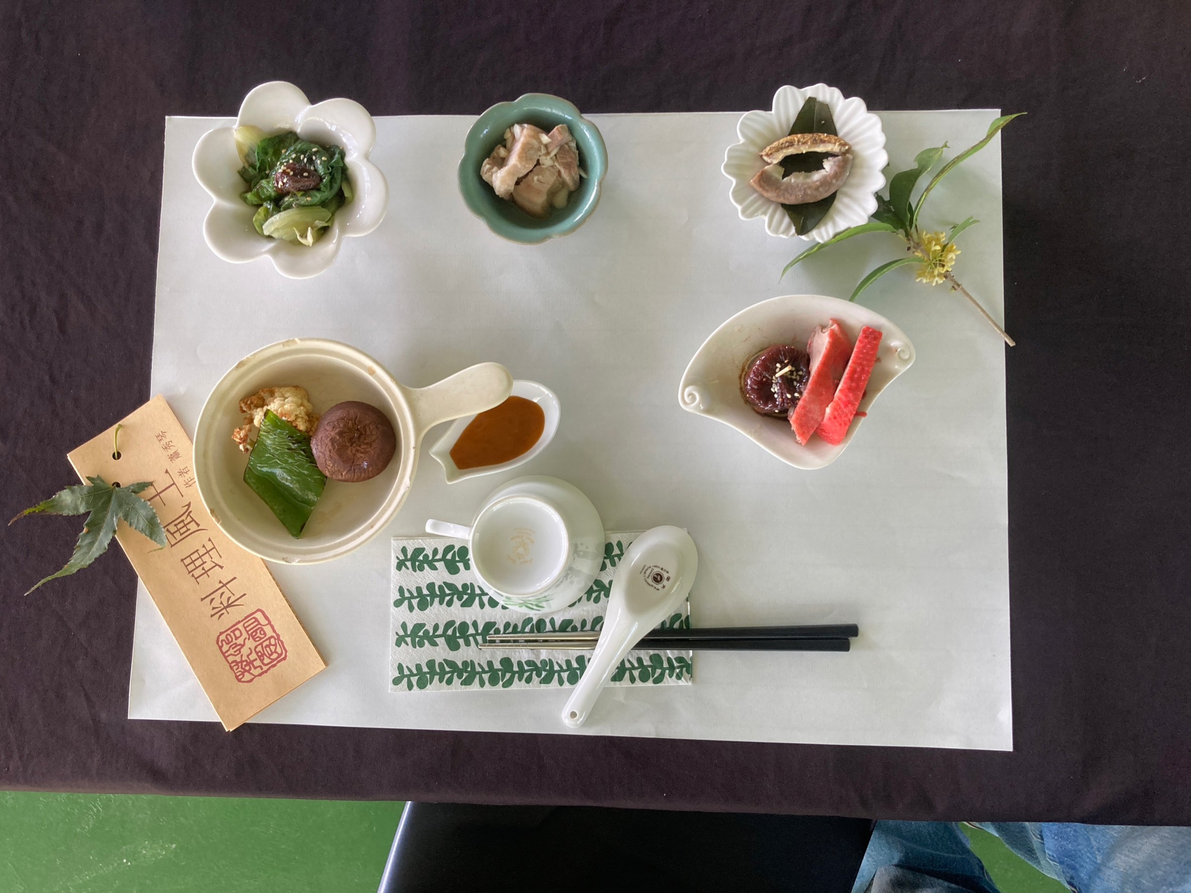 蕭秀琴「料理風土」新書發表會以結合精緻美食的形式呈現。