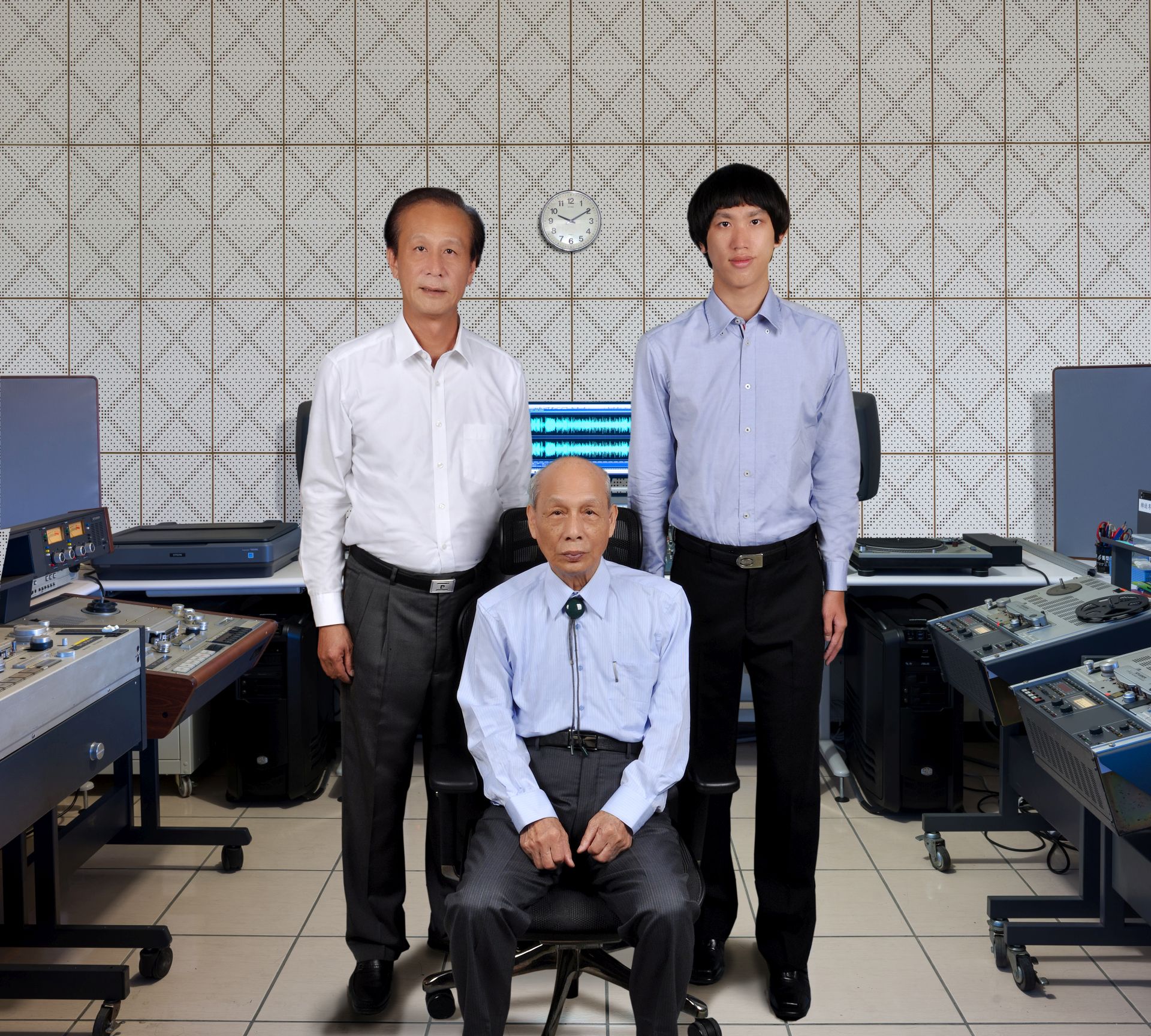 彭雙松、彭文銘、彭志賢祖孫三代成立貓貍文化工作室,修復台灣傳統音樂,重新灌製數位化。彭文銘提供