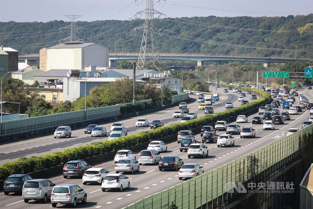 初二國道下午路況　估國1南向楊梅至新竹等10處壅塞