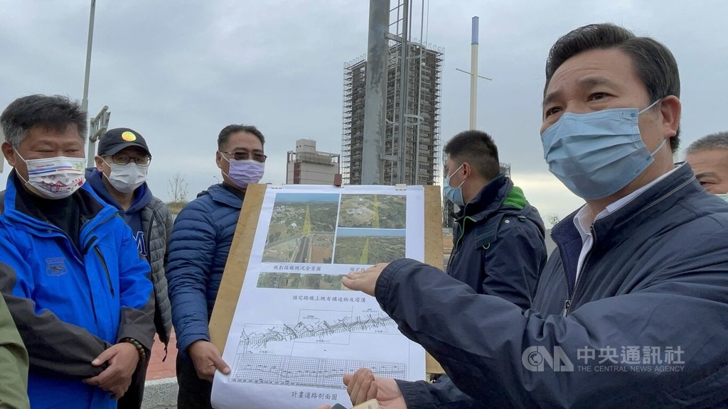 會勘金門大橋延伸道路 陳福海：加強東半島發展