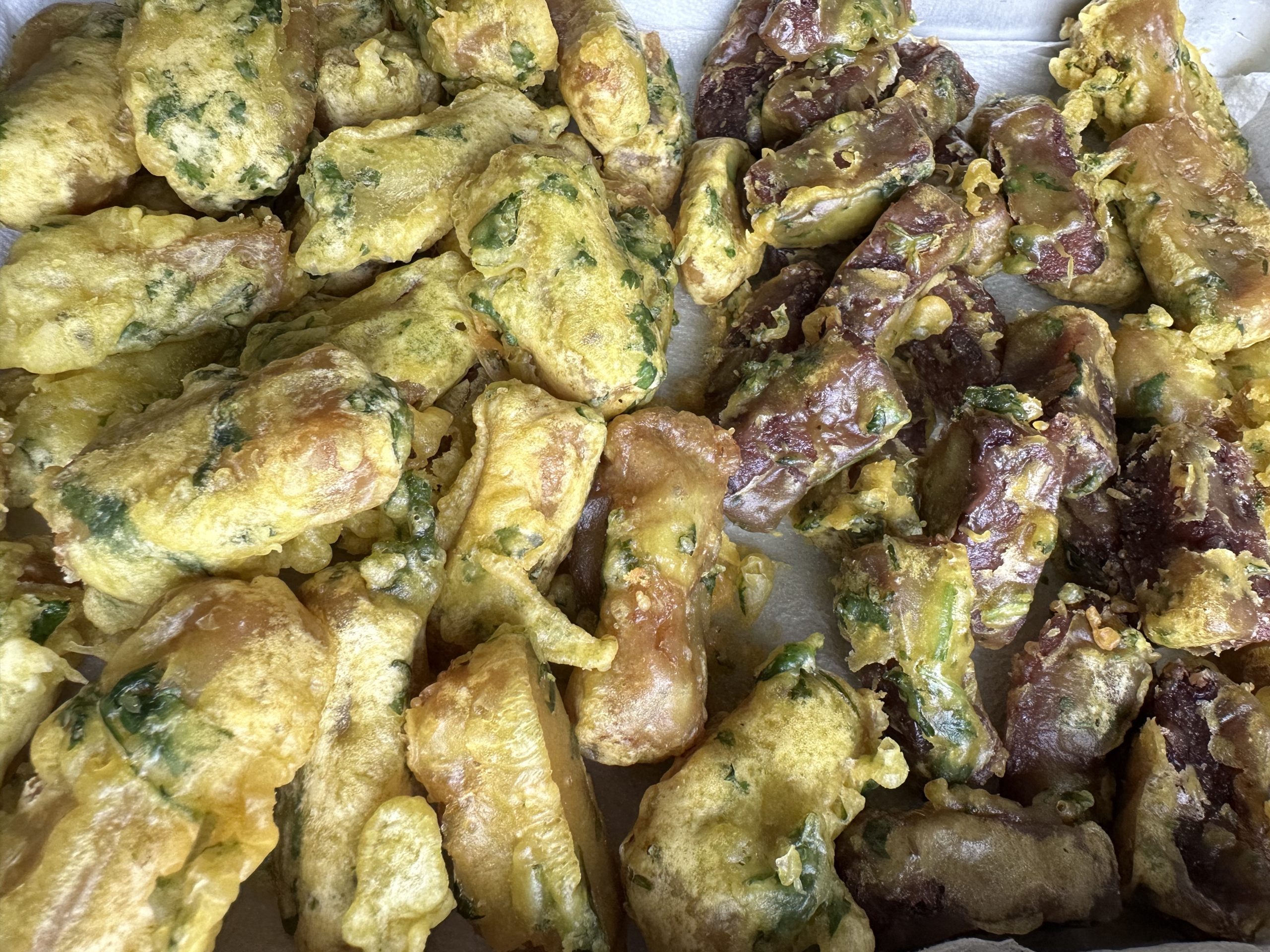 吃一垤甜粄的方式之二,炸甜粄。作者提供