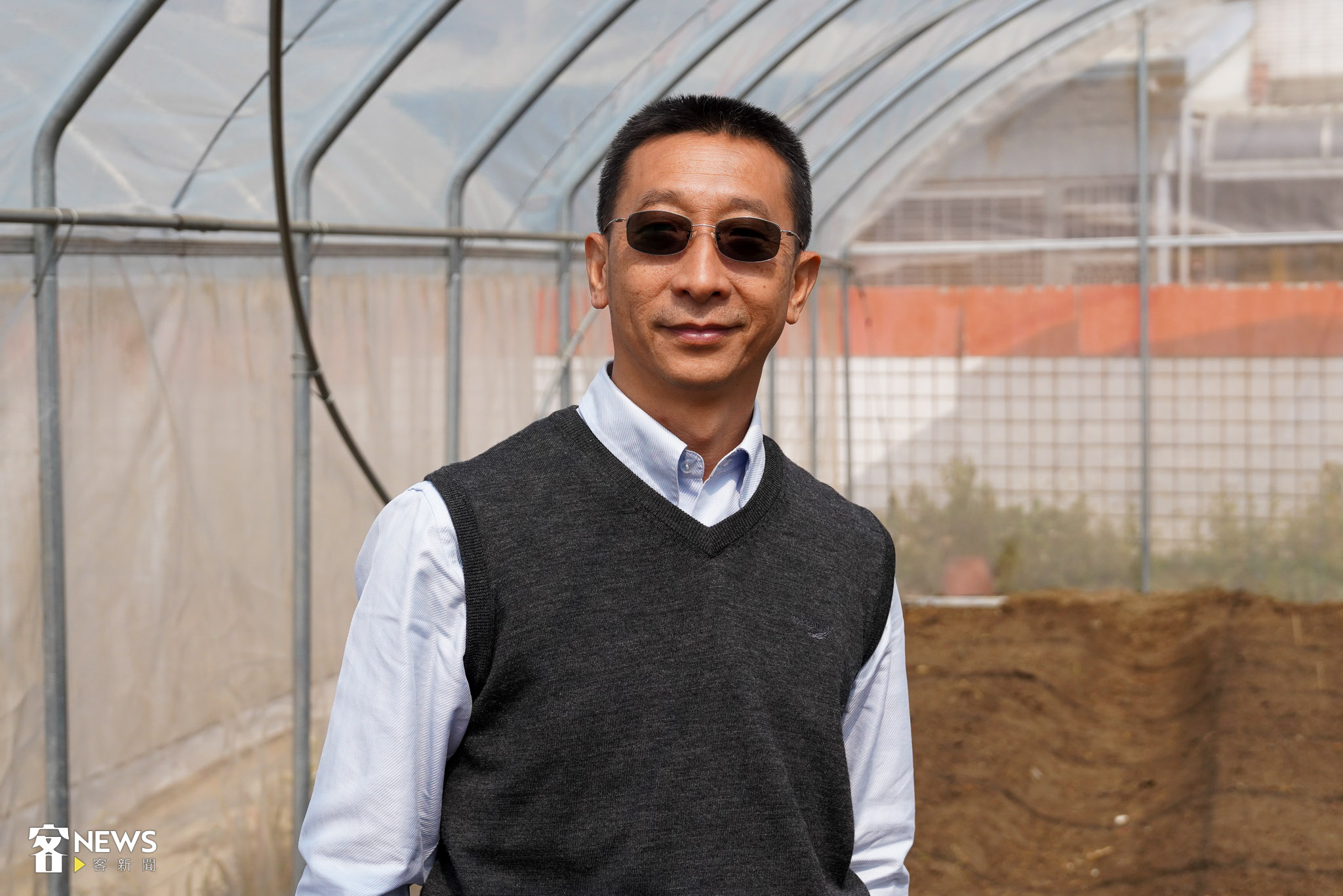 石城國小校長劉文魁表示，透過食農教育，搭配採收後的醃漬課程，讓小朋友完整體驗食材從土地到餐桌的過程。李台源攝