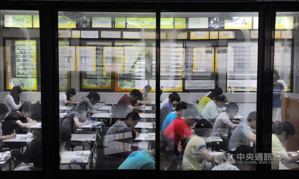 考試院通過高普考減列專業科目 113年起實施