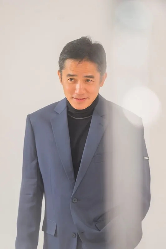 梁朝偉獲威尼斯影展終身成就獎 首位華人演員獲獎