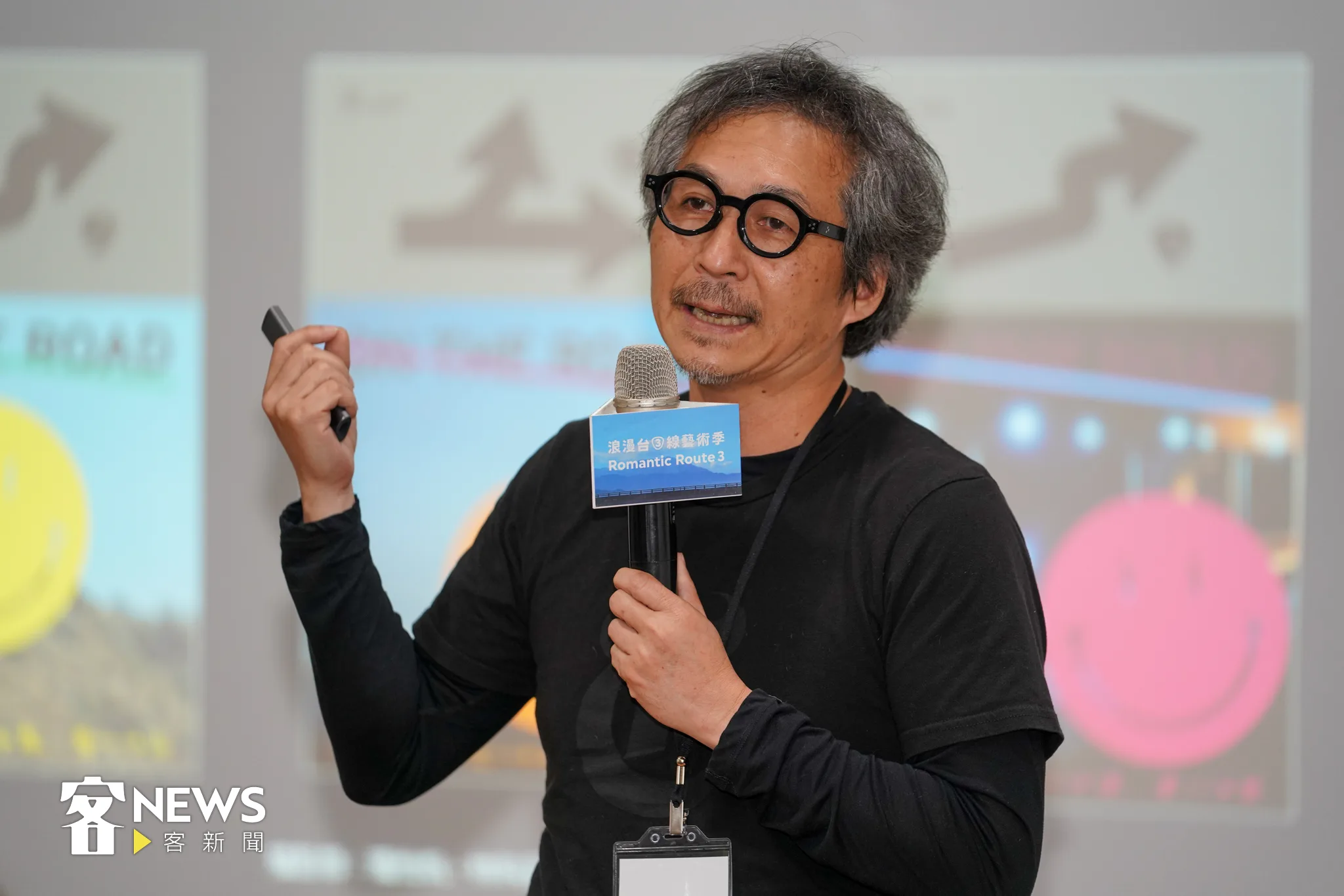 藝術季文宣品總監李取中。宋佩遙攝