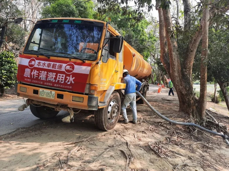 南部600天無降雨　水利署聯合南市府派水車救芒果