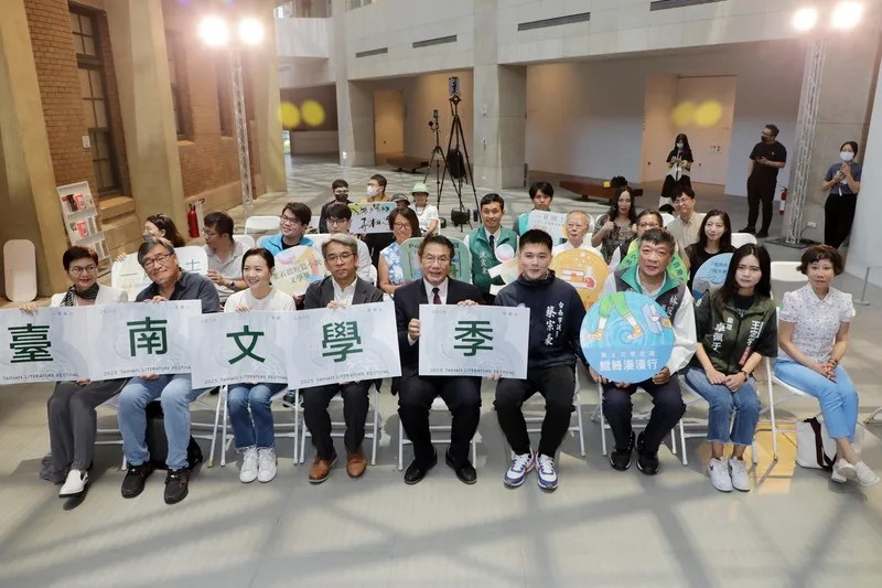 台南文學季開跑　穿巷走街書寫故事