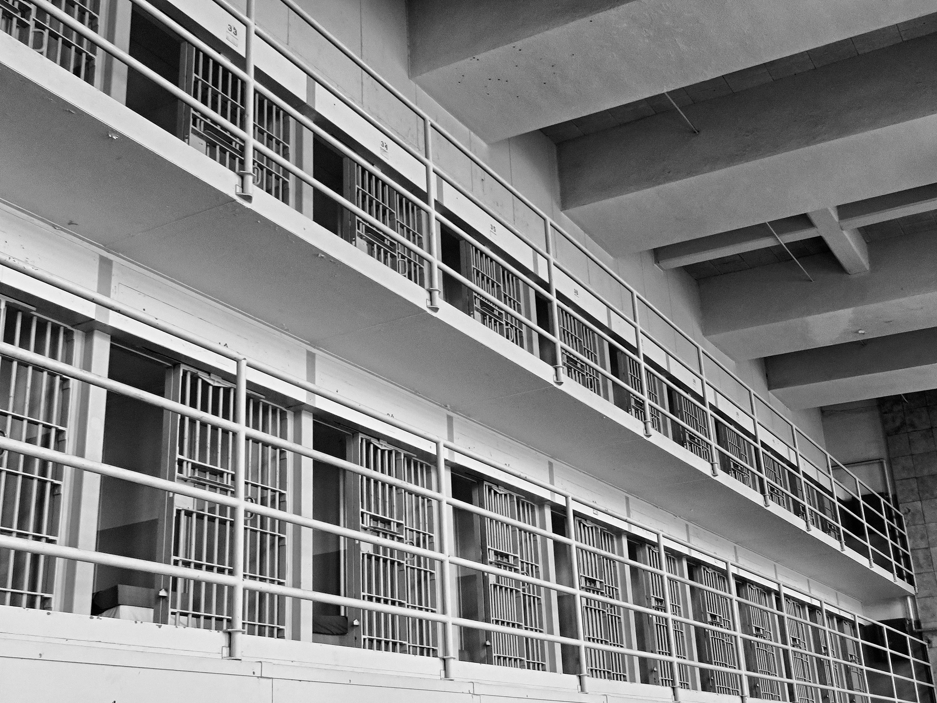 立法院三讀　招募未成年者赴國外犯罪最重判10年半