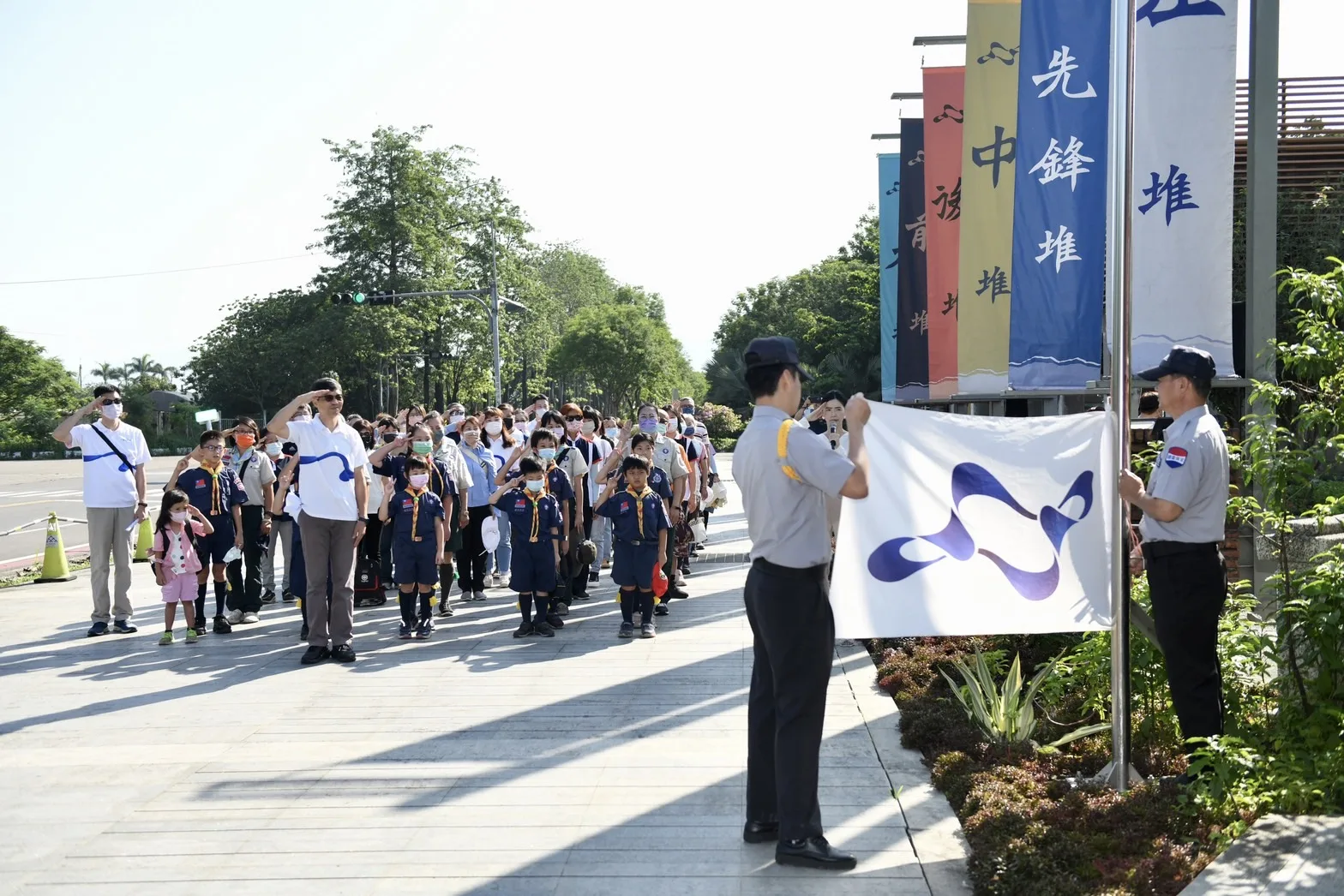 「六堆日」12區升旗緬懷先祖　楊長鎮：一起推銷「六堆」地方品牌