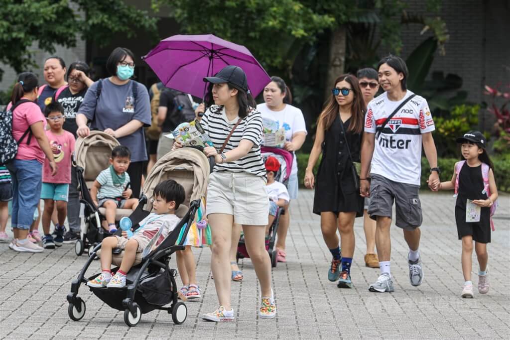 端午連假日頭赤炎炎　謹記外出防熱3字訣5裝備