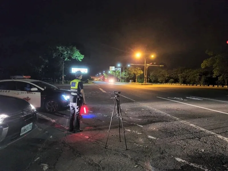 屏警取締違規駕駛達557件　暑假將加強防制夜遊飆車