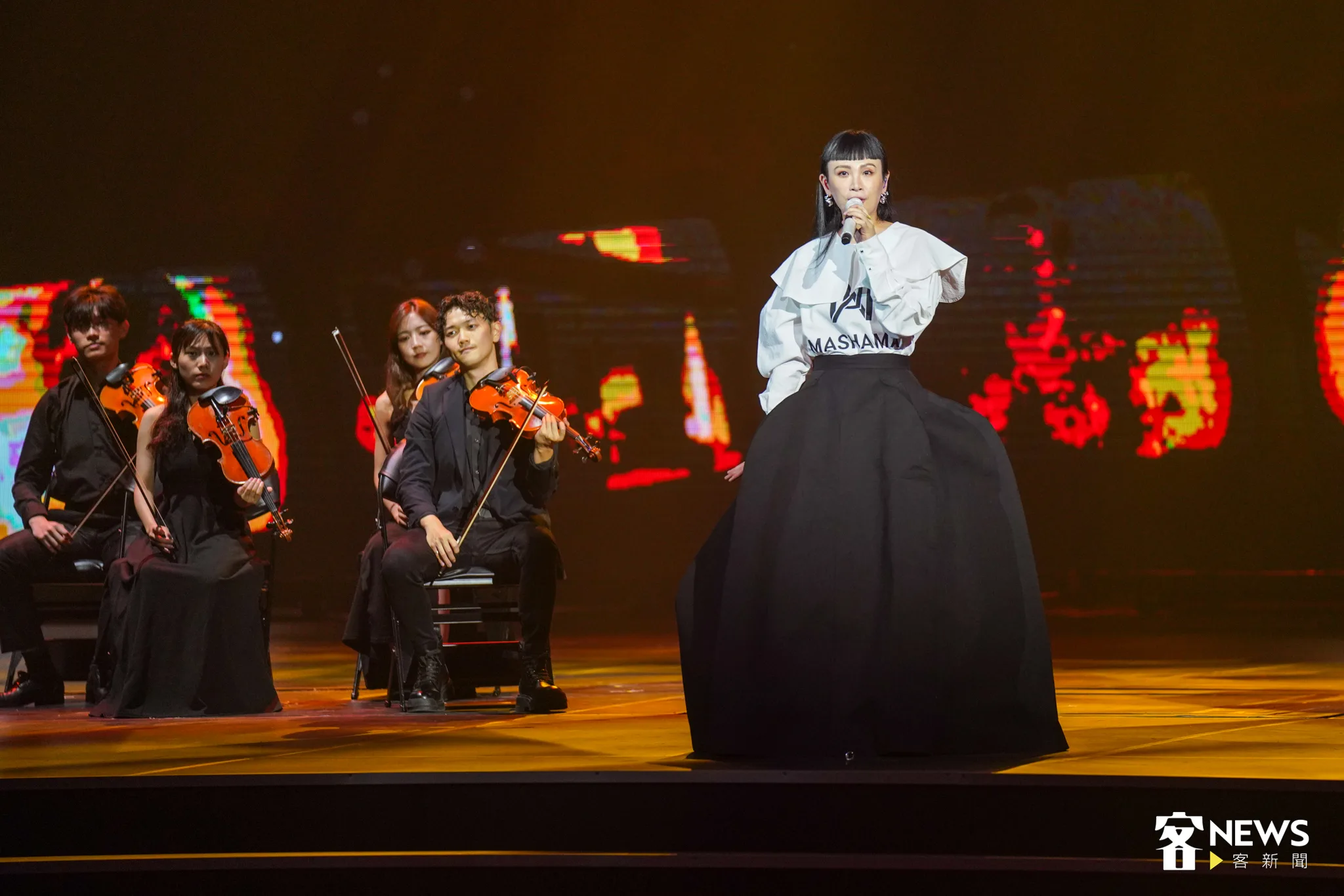 魏如萱今晚於臺北流行音樂中心的演唱會「客家製譟」壓軸演出。李台源攝