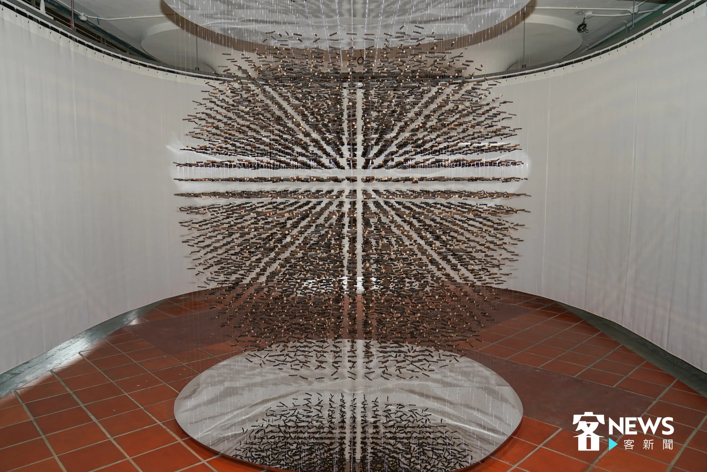 浪漫台三線藝術季展覽作品「野生產銷班」。宋佩遙攝