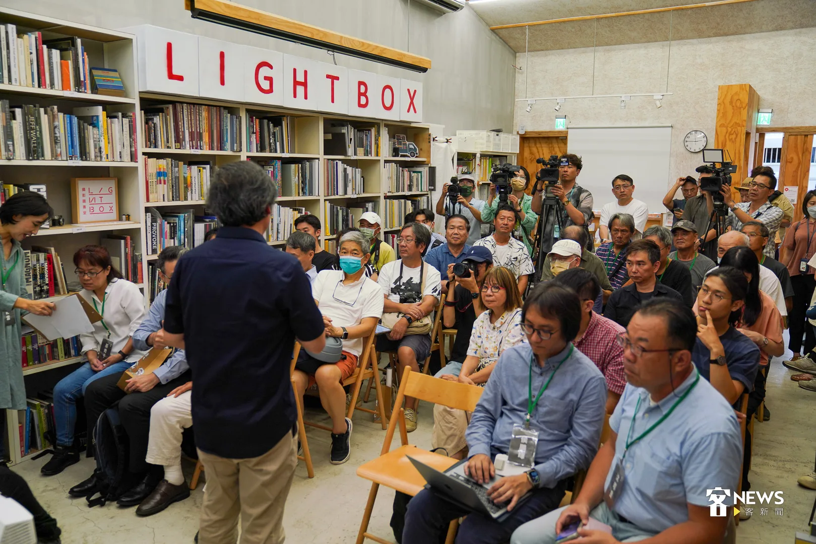 〈光景〉攝影書發表在北部攝影重要據點Lightbox舉行。何柏均攝