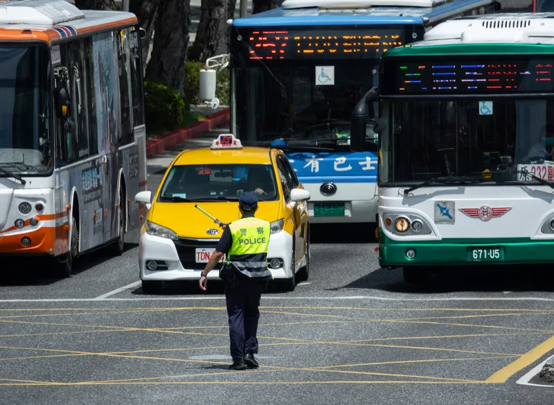 台北市中正區街道人車淨空。中央社