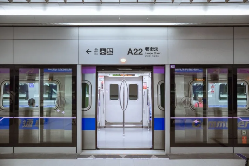 桃園A22老街溪站正式通車。桃園捷運提供