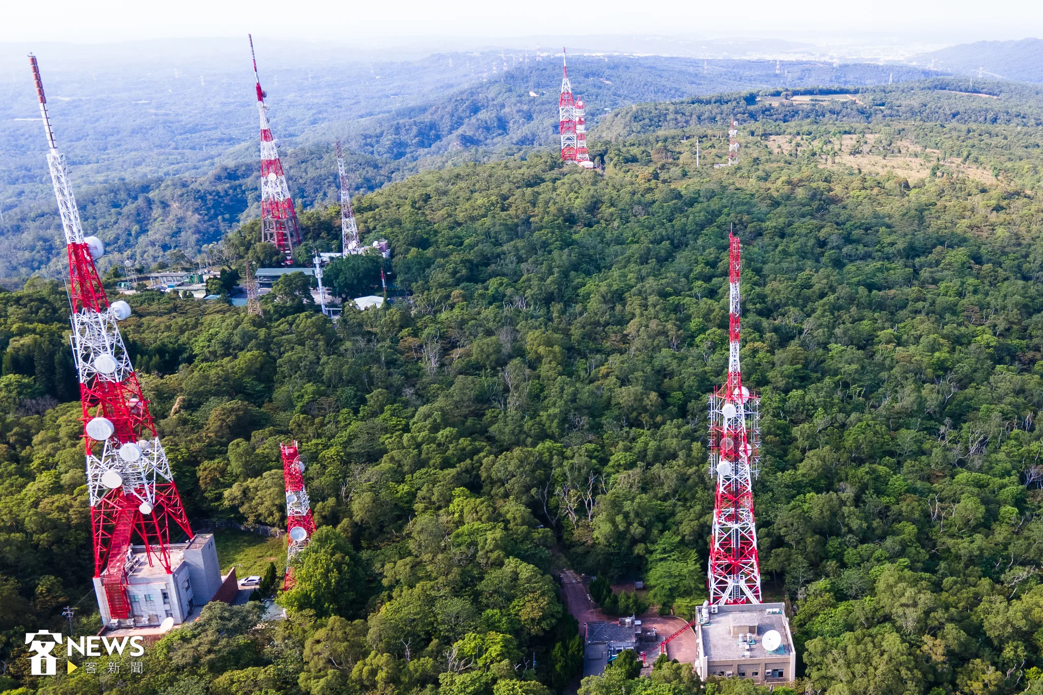 寺岡明義與桧山良直在日本接收到的頻率FM101.5訊號，源自於三義的講客廣播電臺發射站。客新聞資料照